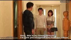 تشغيل تتجول امرأة متزوجة وتوزعها وتنزع منها