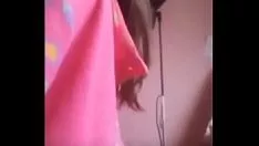 Reproduzir Adolescente leva bunda e gatinho na câmera