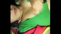 चलाएँ देसी चाची पापों अशर
