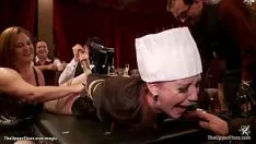 Afspelen Bosomy chef-kok beperken en opening geneukt