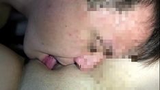Odtwórz Alice-moja subiektywna figurka kotka-kota na zewnątrz musi rozgryźć mojego kotka-kota, kiedy tylko będę potrzebować