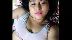 播放 欺骗已婚妇女与她的奉献者获得她富有的高潮