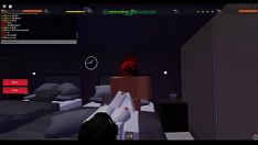 Abspielen Die kostbare Emo-Frau gibt einen Pickjob-Roblox