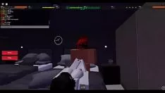 Abspielen Die kostbare Emo-Frau gibt einen Pickjob-Roblox
