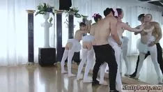 चलाएँ किशोर तेल डिल्डो tantalise danseuses