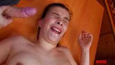 Reproducir Horned put up casada mujer follada en el culo por un musculoso caliente con jactanciosamente sashay