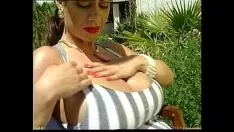 Redare Gina dopeny she-bops