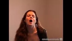 Abspielen Heißes kanadisches Baby ist ungesund und sie bops