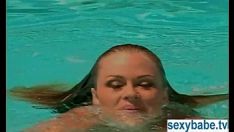 Reproducir Dyanna lauren estatua desnuda en tv