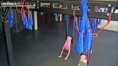 Redare Condiția de navigație secretă a adolescenței Missys