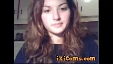 播放 美丽的青少年可爱闪光和罗纹