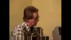 চালান স্বর্ণকেশী missy fucks পুরানো ছেলে