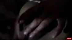 Riproduci La webcam forza il rilascio di registrazioni video porno non professionali su dispositivi mobili