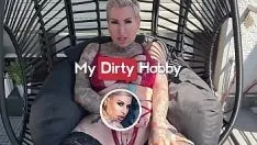 Riproduci Mydirtyhobby - milf invita il vicino per una sveltina