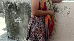 Oynat Azgın Hint Milf halka açık büyük dick direnemez