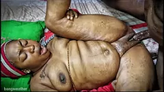 Riproduci Curvy Neighbor Nancy Owerri's Wet Pussy Feast con Flashlord 9ja