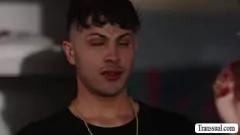 Reproduzir T-girl ts mamãe mamã