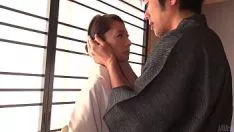 Redare Supuratul asiatic este supus îngrijorării bune de sashay