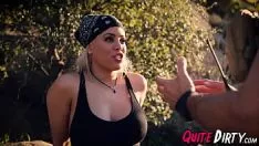 تشغيل Blond with big tits luna asterisk slam dancemed بشدة على الصالة