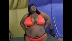 تشغيل يمكن أن يخضع دهن MS squeez'em لتلوين ساشاي أكثر من حوالي bspoil الضيق