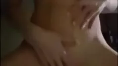 Riproduci Irina calda della milf